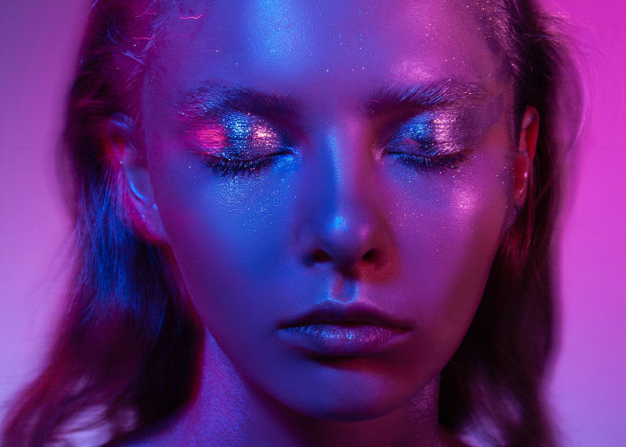 Twinkle, twinkle little stars: How do effect pigments achieve their visual ‘wow factor’?