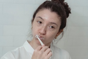 UK advertising authority raps toothpaste brand for misleading free-from claims