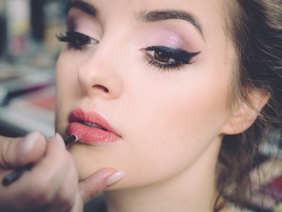 UK colour cosmetics market to hit £2bn in 2017

