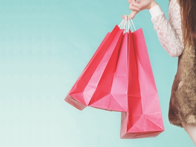 UK consumers spend £4.9bn in bargain stores