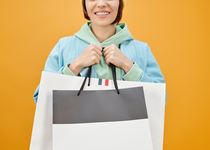 UK delays talks on UK online sales tax decision