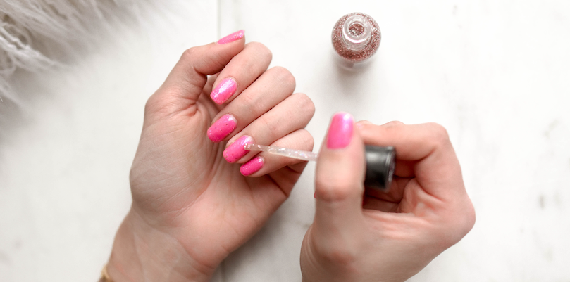 UK government to investigate increase in gel polish-related allergic reactions
