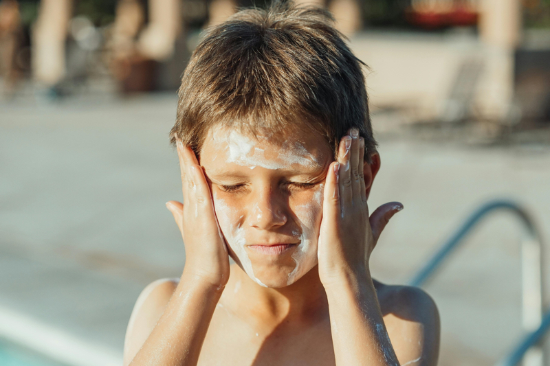 UK sets safe limits for sun care ingredients