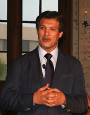 <i>French-born hairstylist Frederic Fekkai spoke to attendees at the National Association of Chain Drug Stores annual meeting about his line of hair care and styling products, now part of P&Gs brand portfolio</i> 