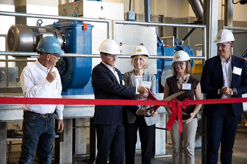Vantage opens new natural oil extraction facility in Tucson
