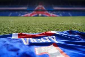 Vichy Laboratoires partners with Paris Saint-Germain football club to accelerate its reach in sport