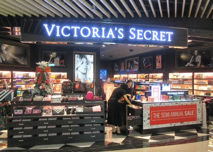 Victoria’s Secret reduces headcount by 15% as cost-cutting initiative takes hold
