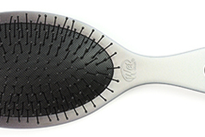 Wet Brush introduces detangling hair brush in three options