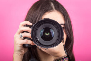 What are the key issues facing vloggers today?

