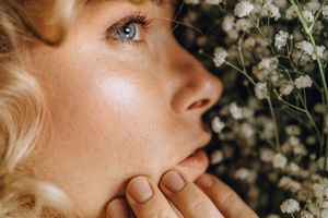 What does having ‘radiant’ skin mean and does the claim have substance?