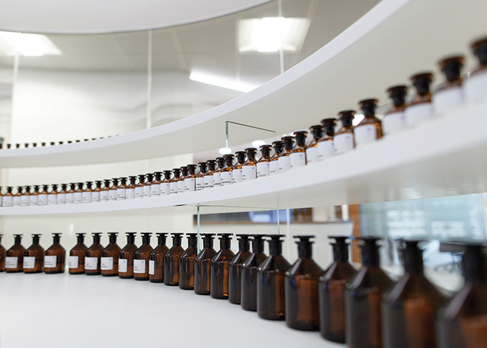 What is a perfumer’s organ?