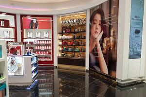 How luxury brands can navigate daigous and dwindling demand in China