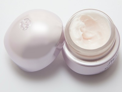 What role does pack structure play in beauty brand building? 