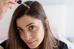 Why applicators are the secret ingredient for scalp care