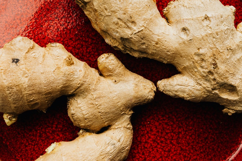 Why ginger could be the secret to tackling undereye dark circles