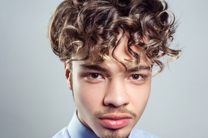 Why this year’s hair powder trend isn’t blowing over any time soon