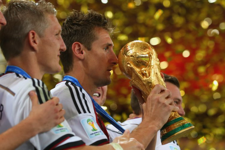 World Cup 2018: How football propelled the male beauty industry