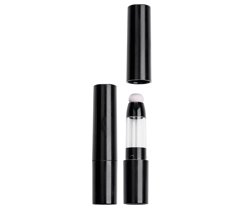Yonwoo’s cushion lipstick delivers a sensory experience